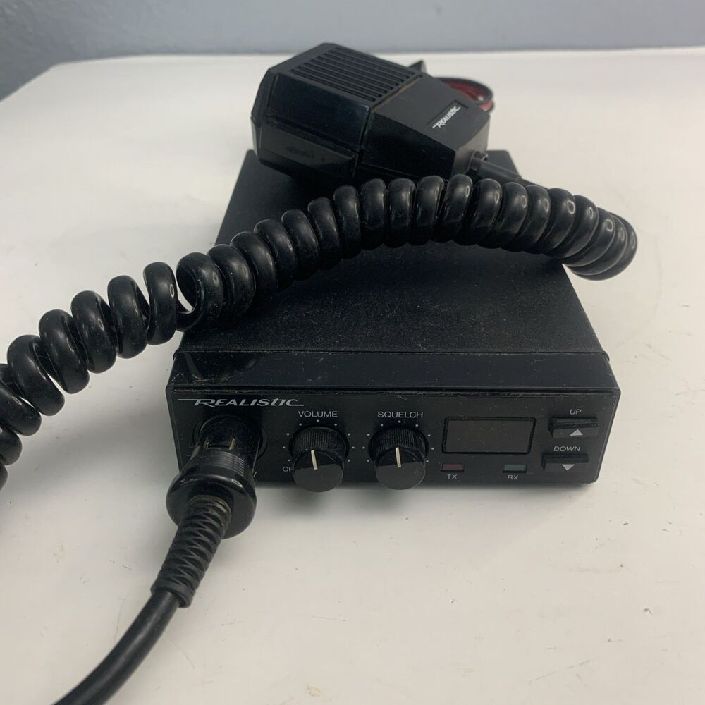 Realistic TRC-477 CB Radio Model 21-1517 with Microphone Works Great See Pics